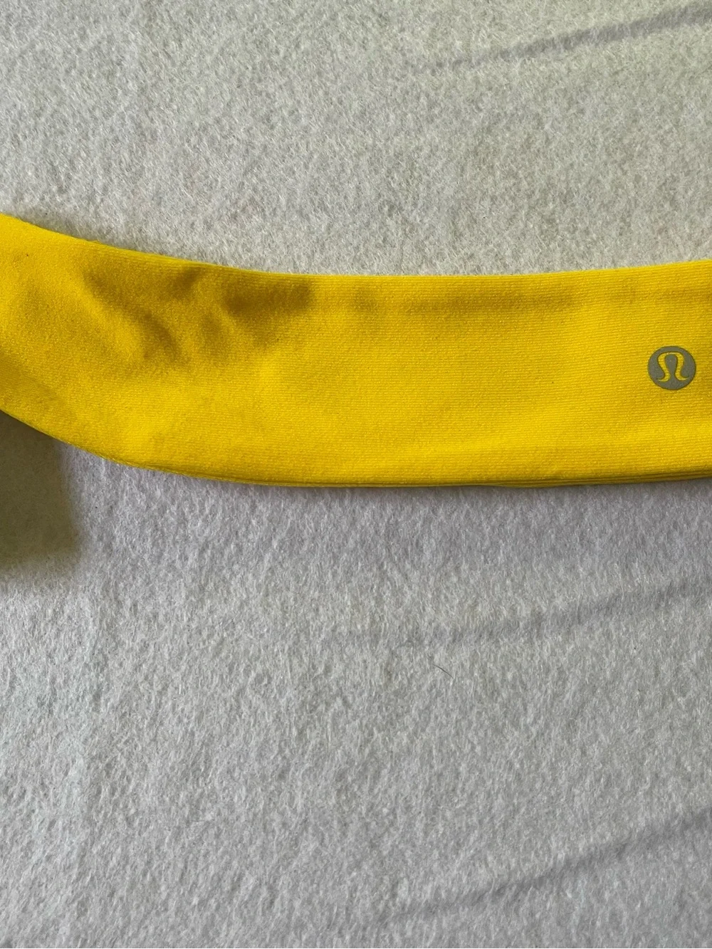 NWT’S Lululemon athletica Yellow Fly Away Tamer Headband